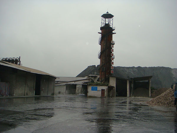 四川碳酸鈣生產(chǎn)車(chē)間及部分設備